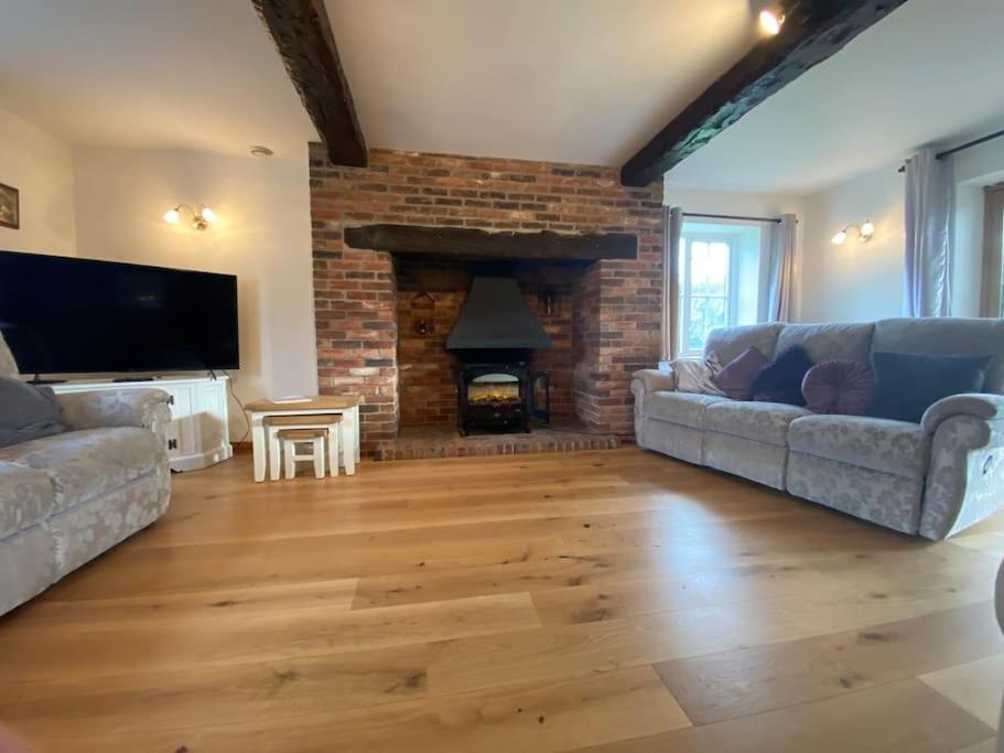 Eco-Friendly Dorset Cottage With Spa Set In Heart Of Countryside Sydling St Nicholas Exteriör bild